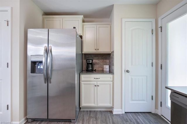 3807 Copperfield Court, High Point, NC 27265