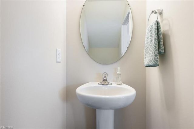 3807 Copperfield Court, High Point, NC 27265
