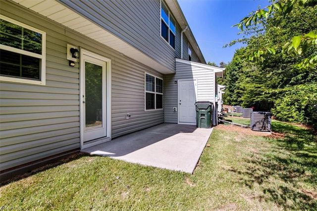 3807 Copperfield Court, High Point, NC 27265
