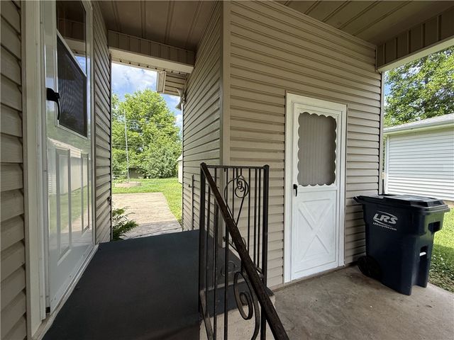 1003 Berry Street, Harrison, AR 72601