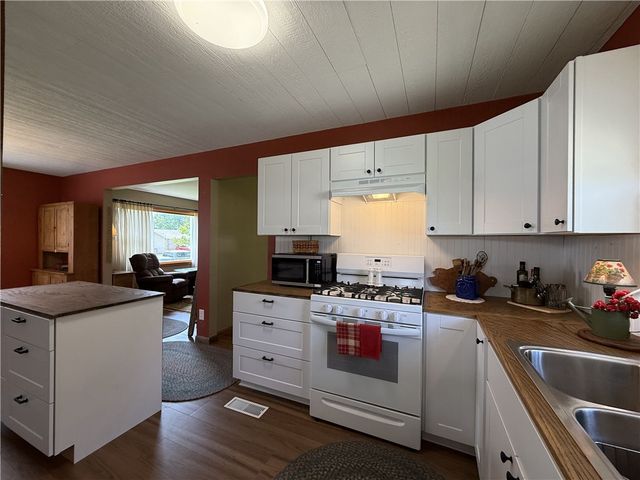 1003 Berry Street, Harrison, AR 72601
