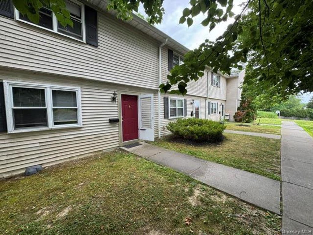 14 Patton Drive, Cornwall, NY 12518