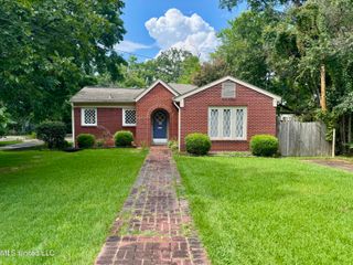 4304 Council Circle, Jackson, MS 39206