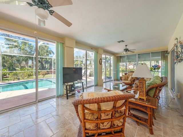 4671 Ashton CT, Naples, FL 34112