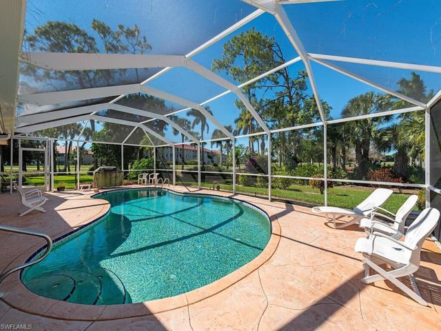 4671 Ashton CT, Naples, FL 34112