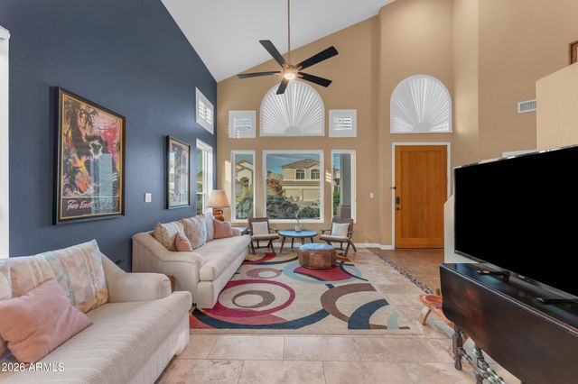 807 E MOUNTAIN VISTA Drive, Phoenix, AZ 85048