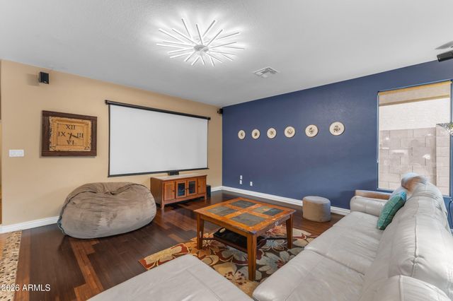 807 E MOUNTAIN VISTA Drive, Phoenix, AZ 85048