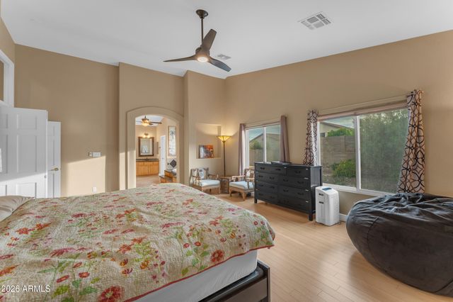 807 E MOUNTAIN VISTA Drive, Phoenix, AZ 85048