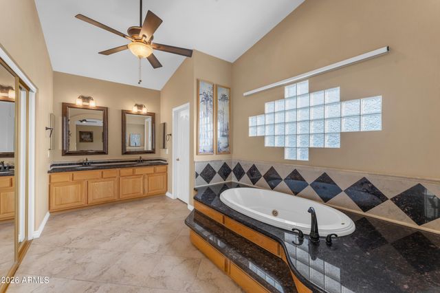 807 E MOUNTAIN VISTA Drive, Phoenix, AZ 85048