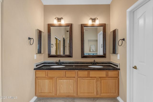 807 E MOUNTAIN VISTA Drive, Phoenix, AZ 85048