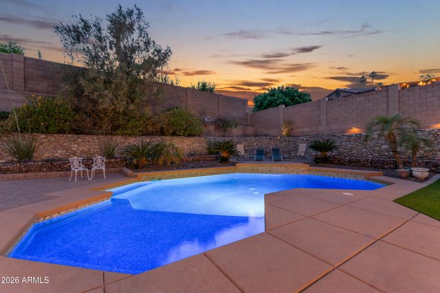 807 E MOUNTAIN VISTA Drive, Phoenix, AZ 85048