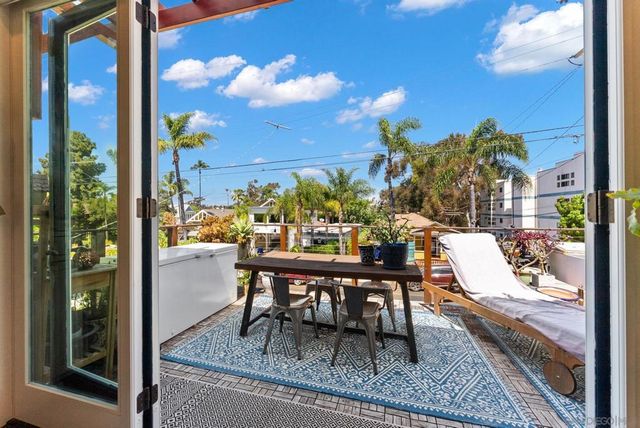 125 127 W Brookes, San Diego, CA 92103