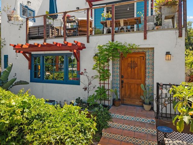 125 127 W Brookes, San Diego, CA 92103