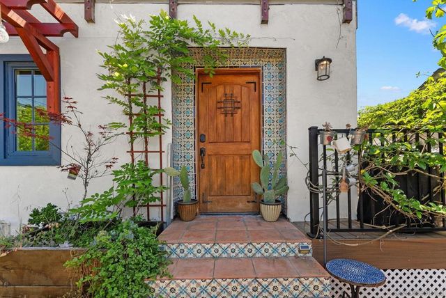 125 127 W Brookes, San Diego, CA 92103