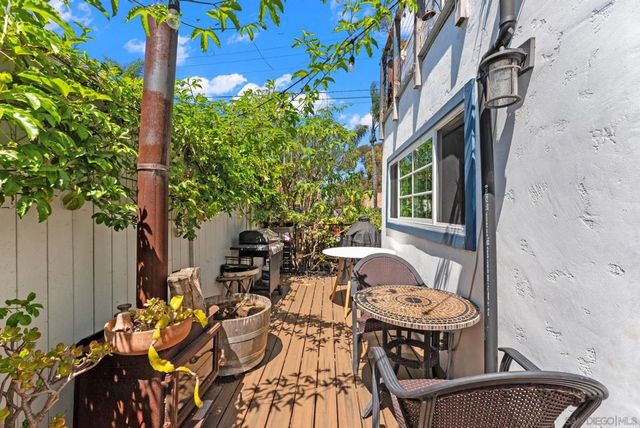 125 127 W Brookes, San Diego, CA 92103