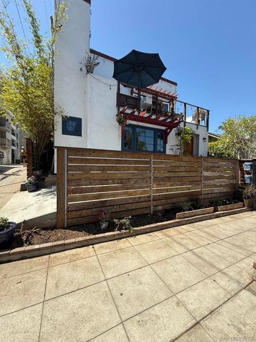 125 127 W Brookes, San Diego, CA 92103