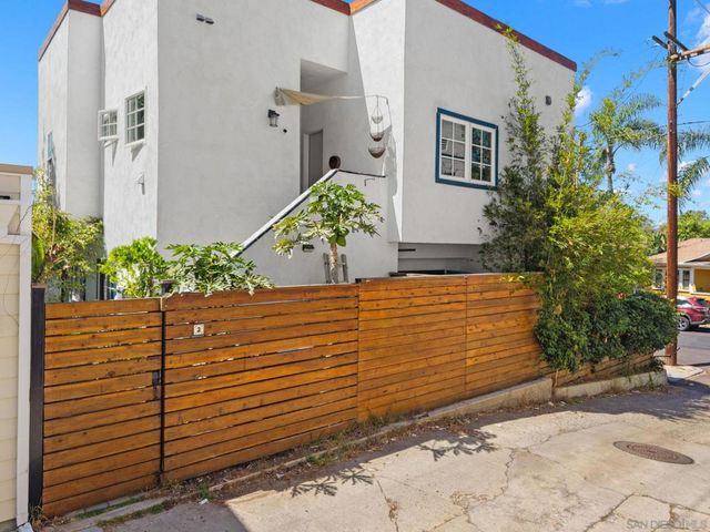 125 127 W Brookes, San Diego, CA 92103