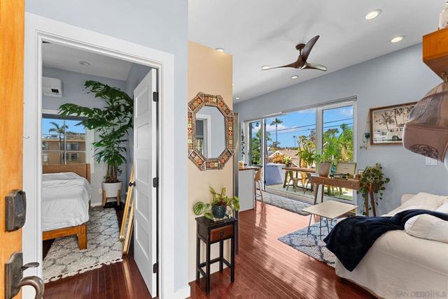 125 127 W Brookes, San Diego, CA 92103