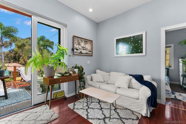 125 127 W Brookes, San Diego, CA 92103