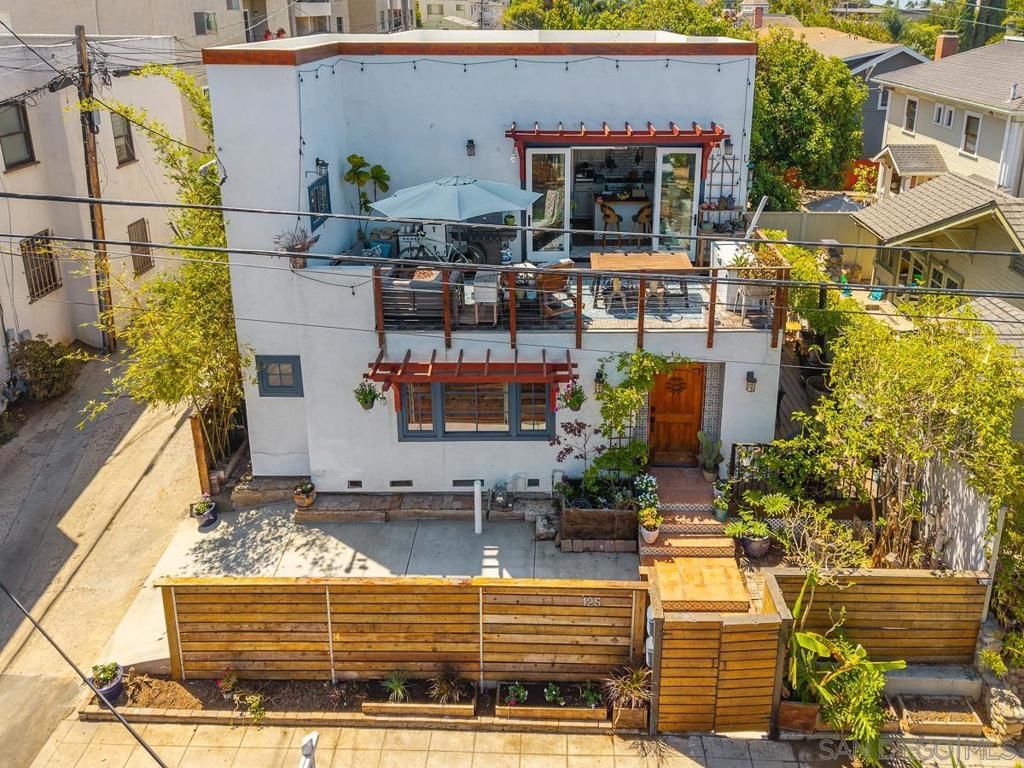 125 127 W Brookes, San Diego, CA 92103