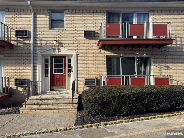 292 Hoover Avenue 6, Bloomfield, NJ 07003