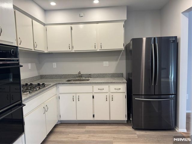 292 Hoover Avenue 6, Bloomfield, NJ 07003