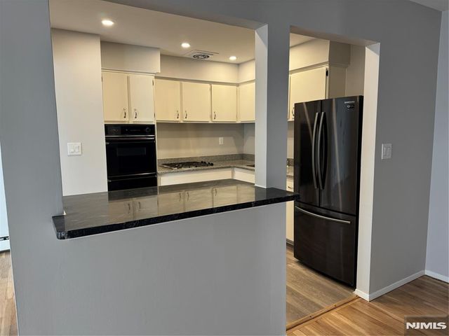 292 Hoover Avenue 6, Bloomfield, NJ 07003
