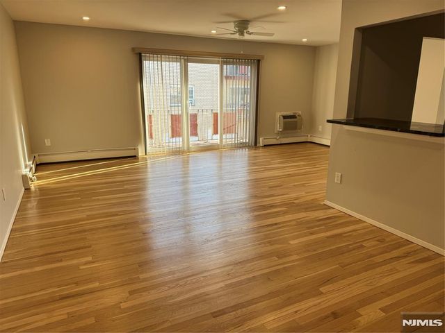 292 Hoover Avenue 6, Bloomfield, NJ 07003
