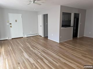292 Hoover Avenue 6, Bloomfield, NJ 07003