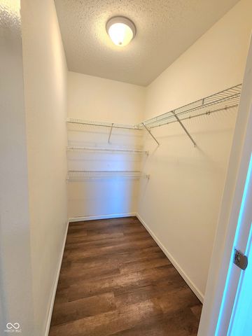 5425 Powder River Court, Indianapolis, IN 46221