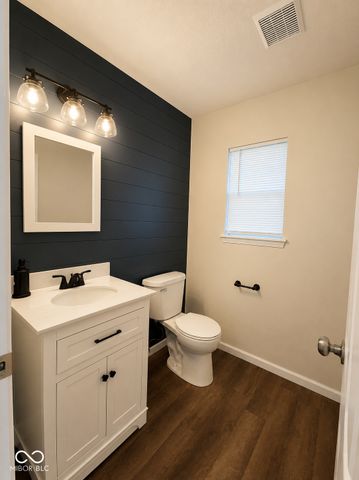 5425 Powder River Court, Indianapolis, IN 46221