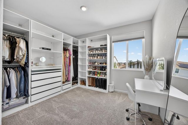 395 Sunol St, Lathrop, CA 95330