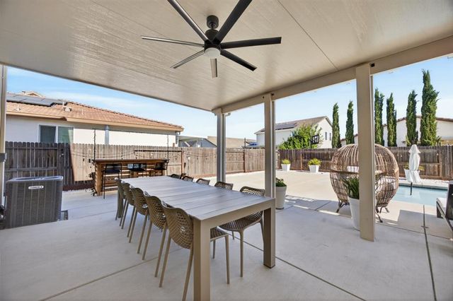 395 Sunol St, Lathrop, CA 95330