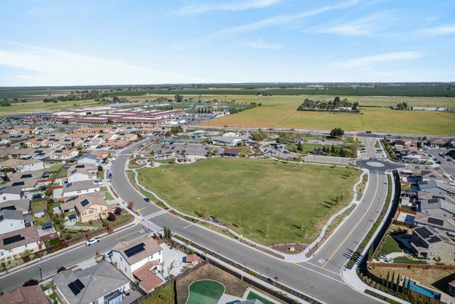 395 Sunol St, Lathrop, CA 95330