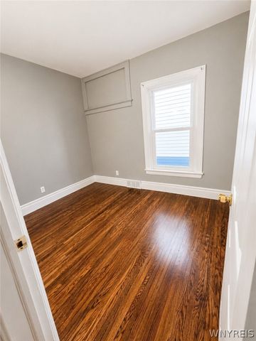 83 Baynes Street Lower, Buffalo, NY 14213