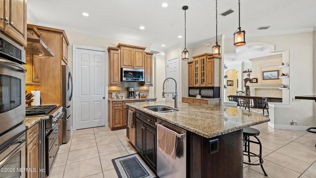 1750 HARRINGTON PARK Drive, Jacksonville, FL 32225