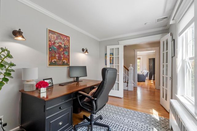 696 Main St, Concord, MA 01742