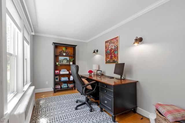 696 Main St, Concord, MA 01742