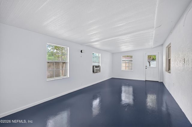 20 BLEAU Court, Palm Coast, FL 32137