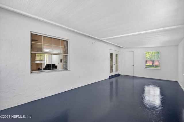 20 BLEAU Court, Palm Coast, FL 32137