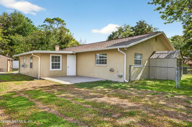 20 BLEAU Court, Palm Coast, FL 32137