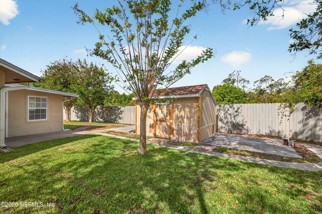 20 BLEAU Court, Palm Coast, FL 32137