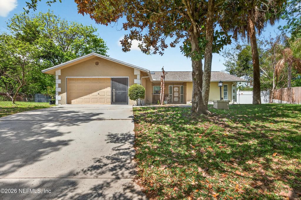 20 BLEAU Court, Palm Coast, FL 32137