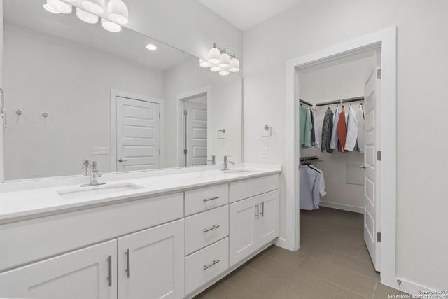 350 E Olmos Drive, San Antonio, TX 78212