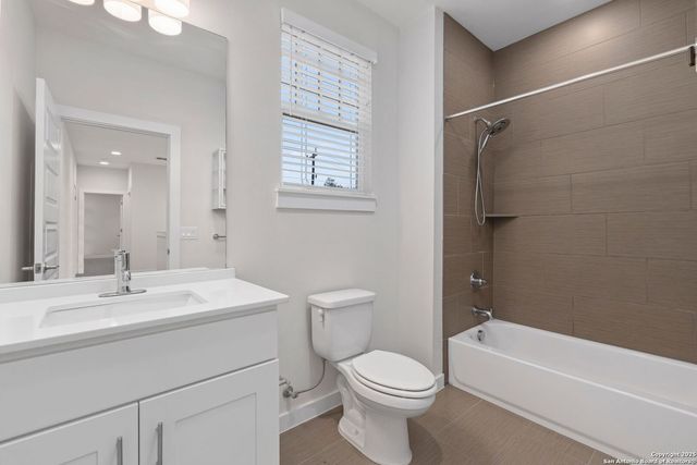 350 E Olmos Drive, San Antonio, TX 78212