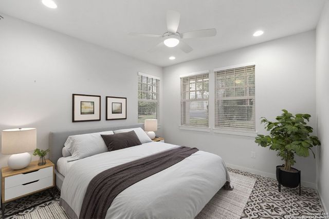 350 E Olmos Drive, San Antonio, TX 78212