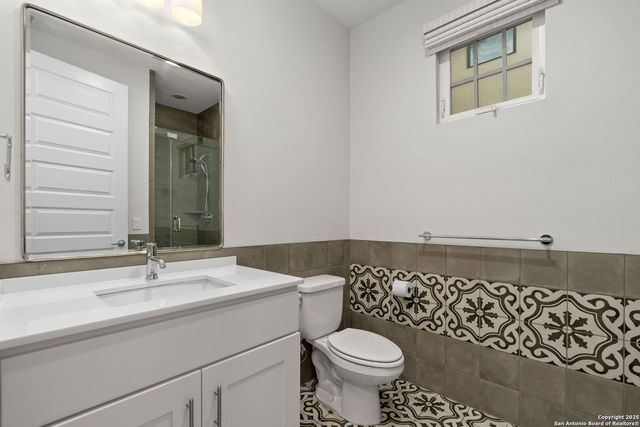 350 E Olmos Drive, San Antonio, TX 78212