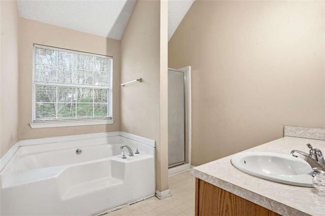 3888 English Valley Drive, Ellenwood, GA 30294