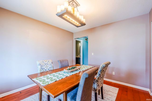 1735 Greythorn Drive, Fort Wayne, IN 46815