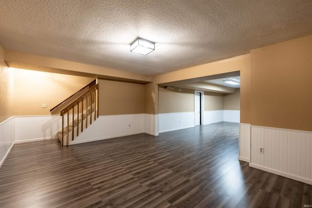 1735 Greythorn Drive, Fort Wayne, IN 46815